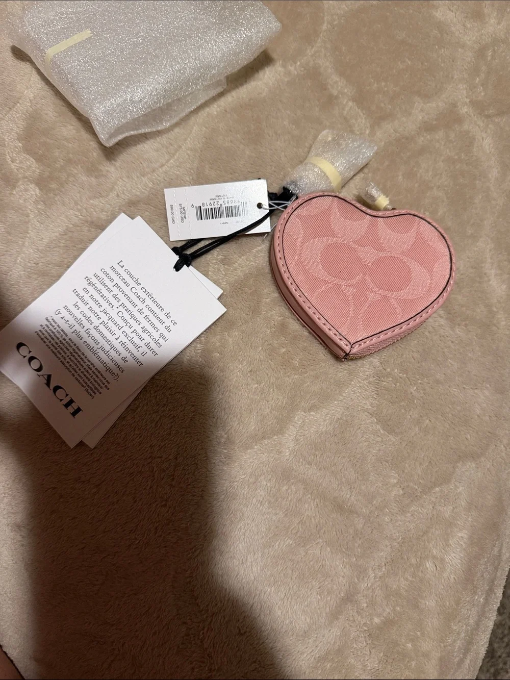 🩷Coach Pink Heart Coin Case with Signature Jacquard🩷